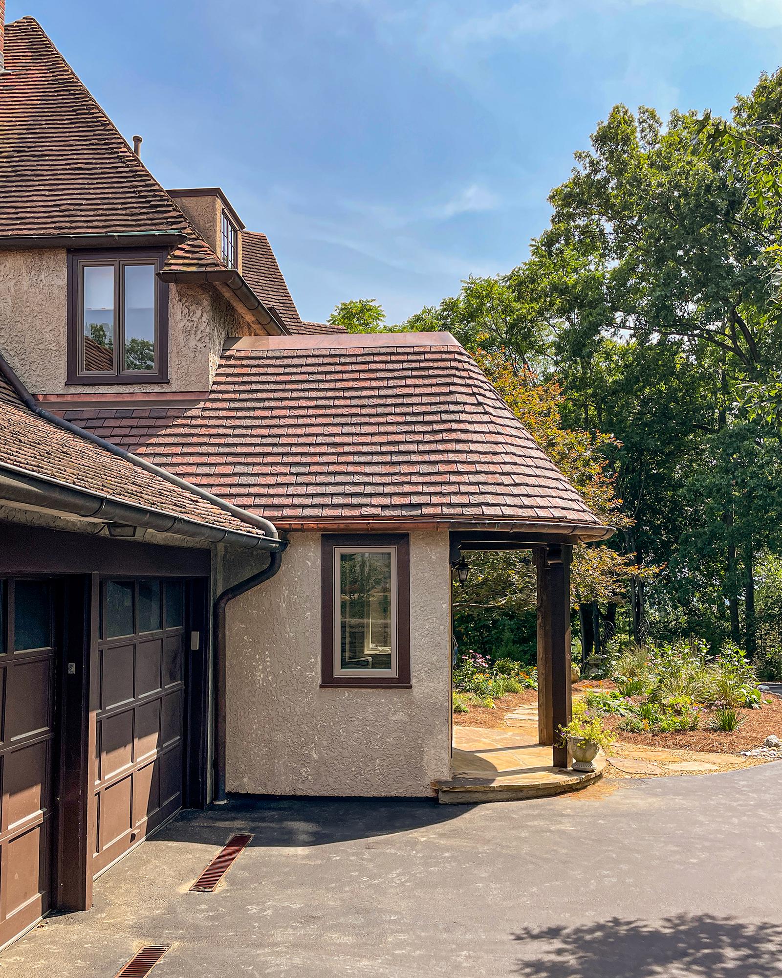 Side view of new covered front entrance and vestibule Hyde Park, Cincinnati, Wilcox Architecture